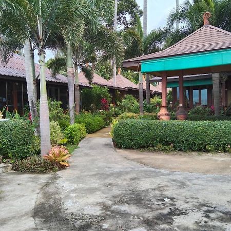 Lipa Bay Resort Lipa Noi Luaran gambar