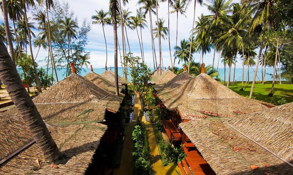 Lipa Bay Resort Lipa Noi Luaran gambar